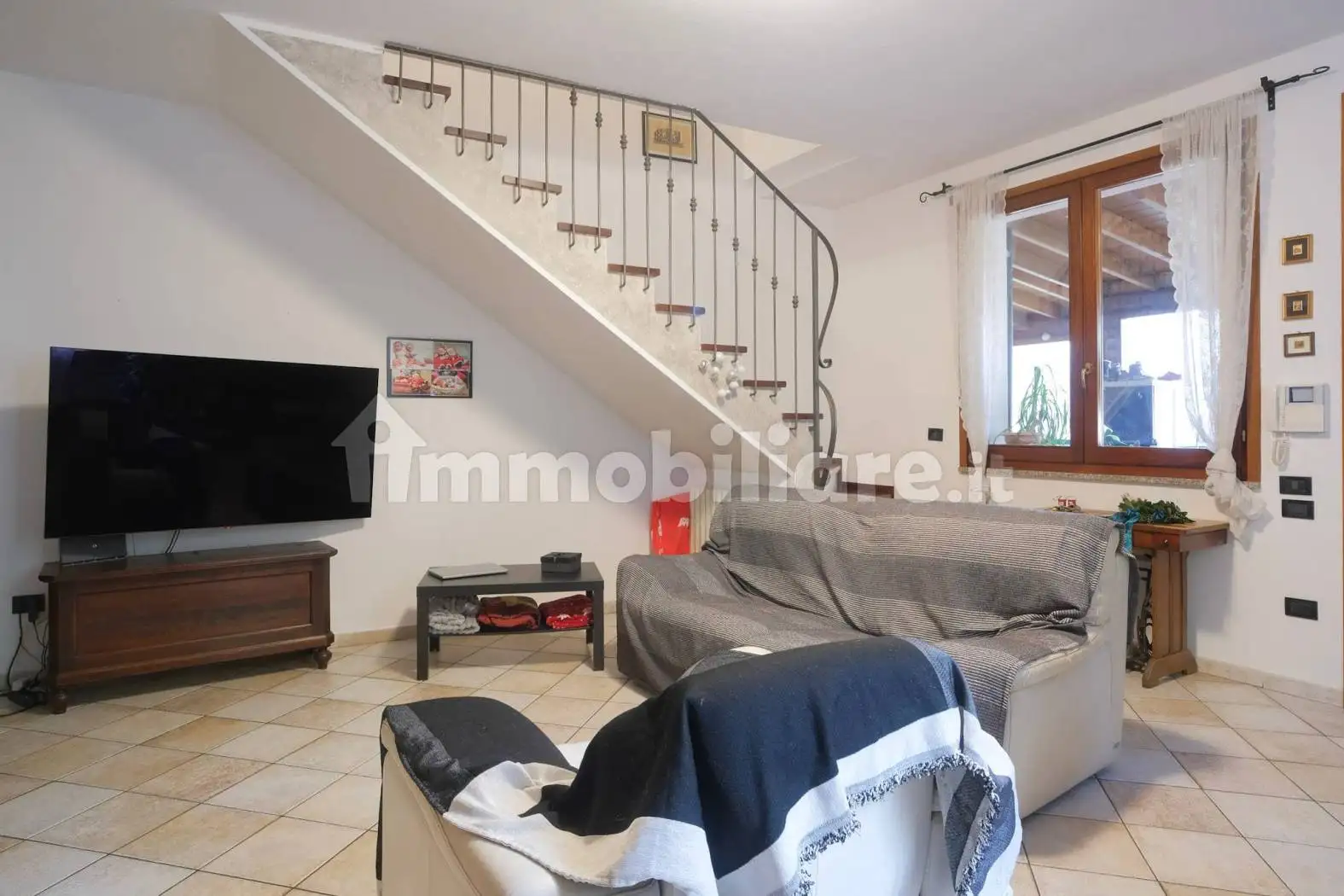 Casa indipendente in vendita a Pesaro