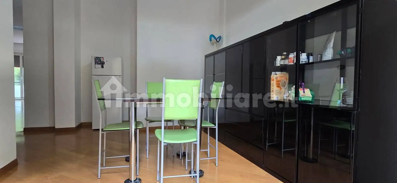 Trilocale viale Regina Margherita 52, Piazza Salotto - Corso Umberto, Pescara - foto 3