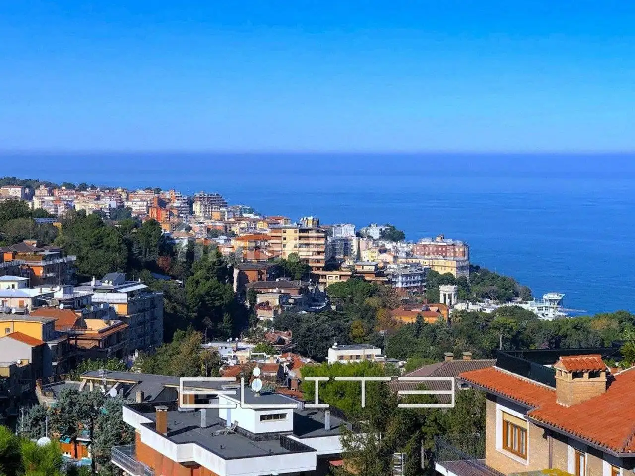 Appartamento in vendita a Ancona