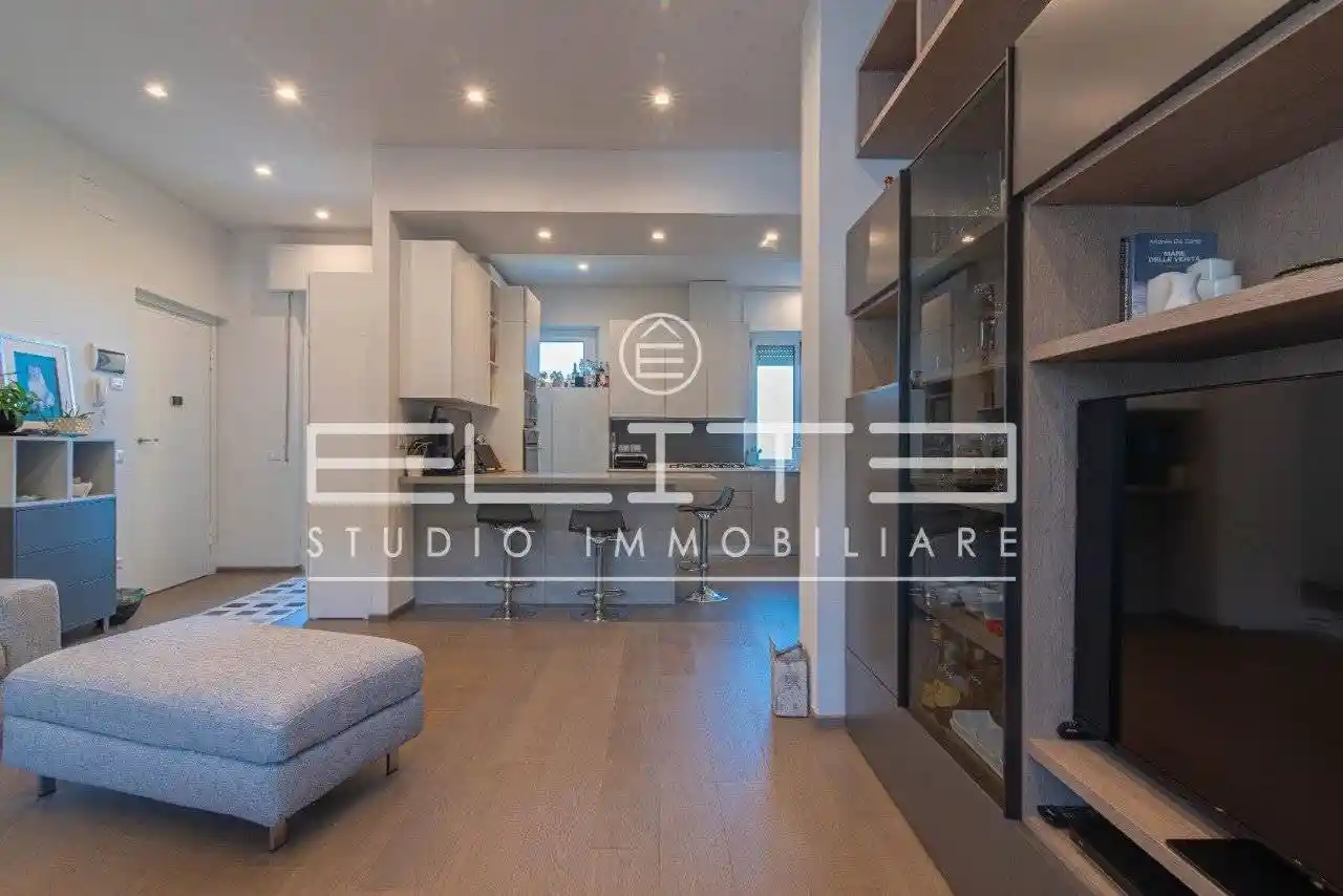 Quadrilocale via De Bosis, Centro, Falconara Marittima - foto 5