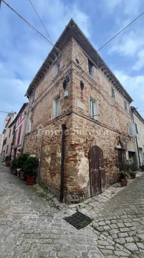 Casa indipendente in vendita a Ancona