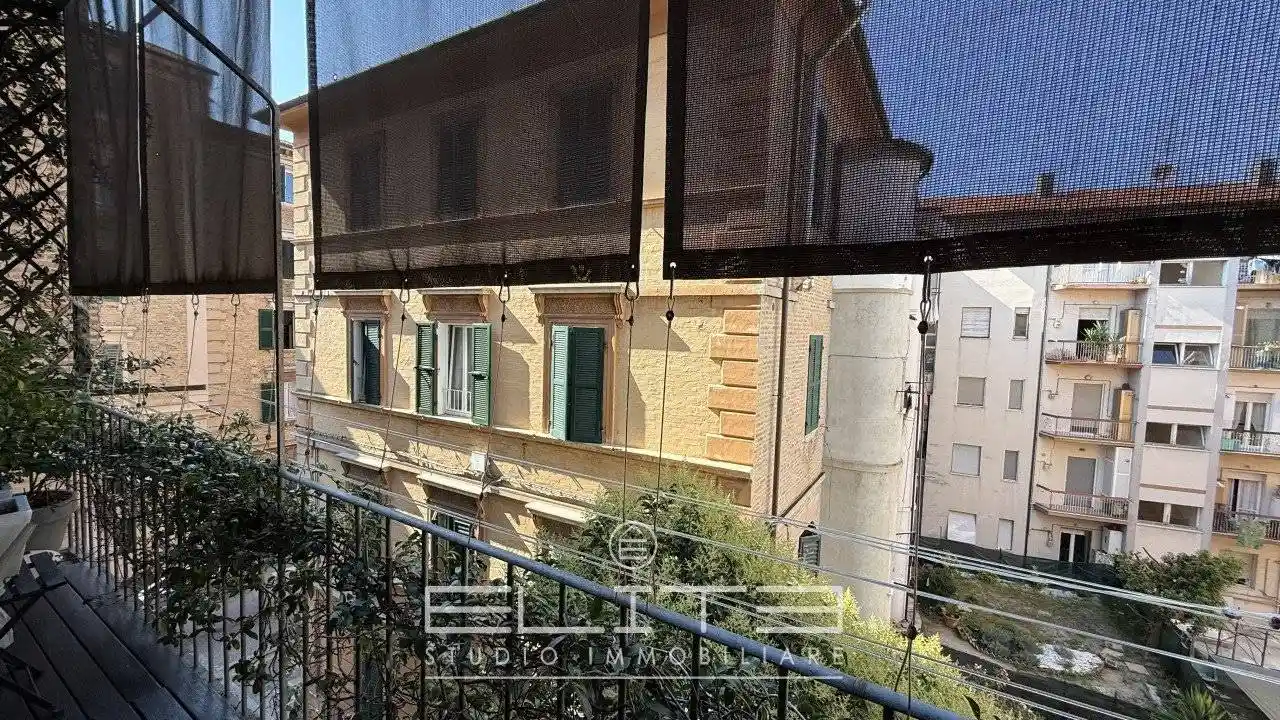 Appartamento ottimo stato, secondo piano, Cardeto, Ancona - foto 3