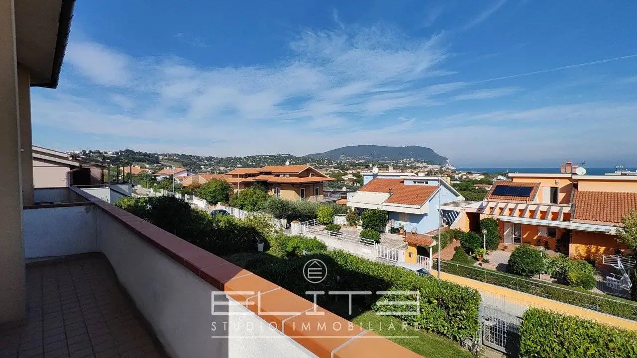 Quadrilocale via Amalfi 52, Marcelli, Numana - foto 3