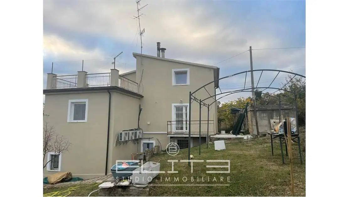 Casa indipendente in vendita a Osimo