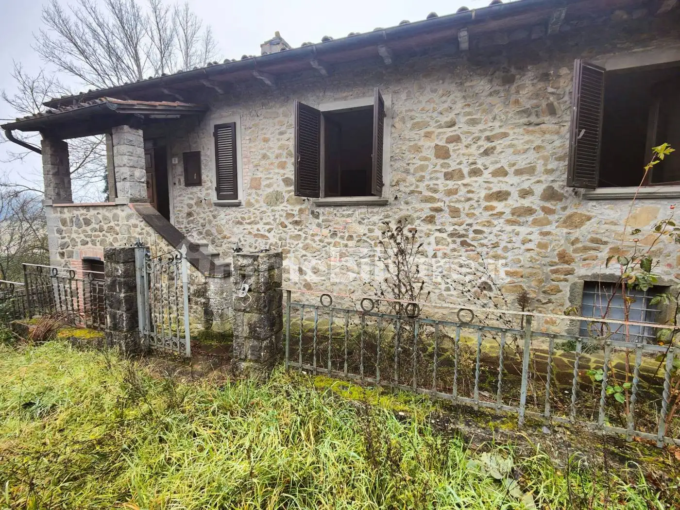Rustico - Casale in vendita a Bucine