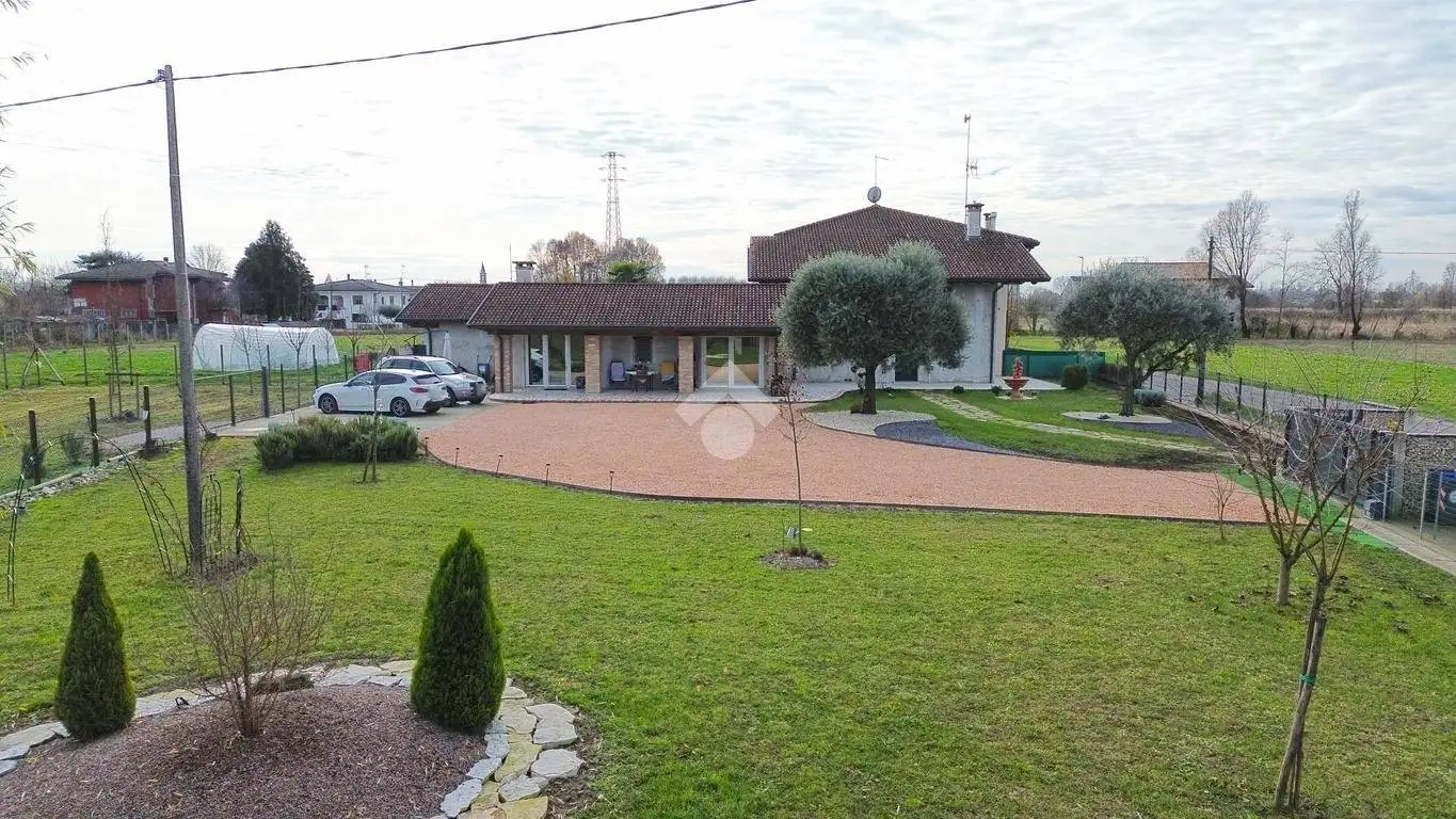 Villa in vendita a San Giorgio in Bosco