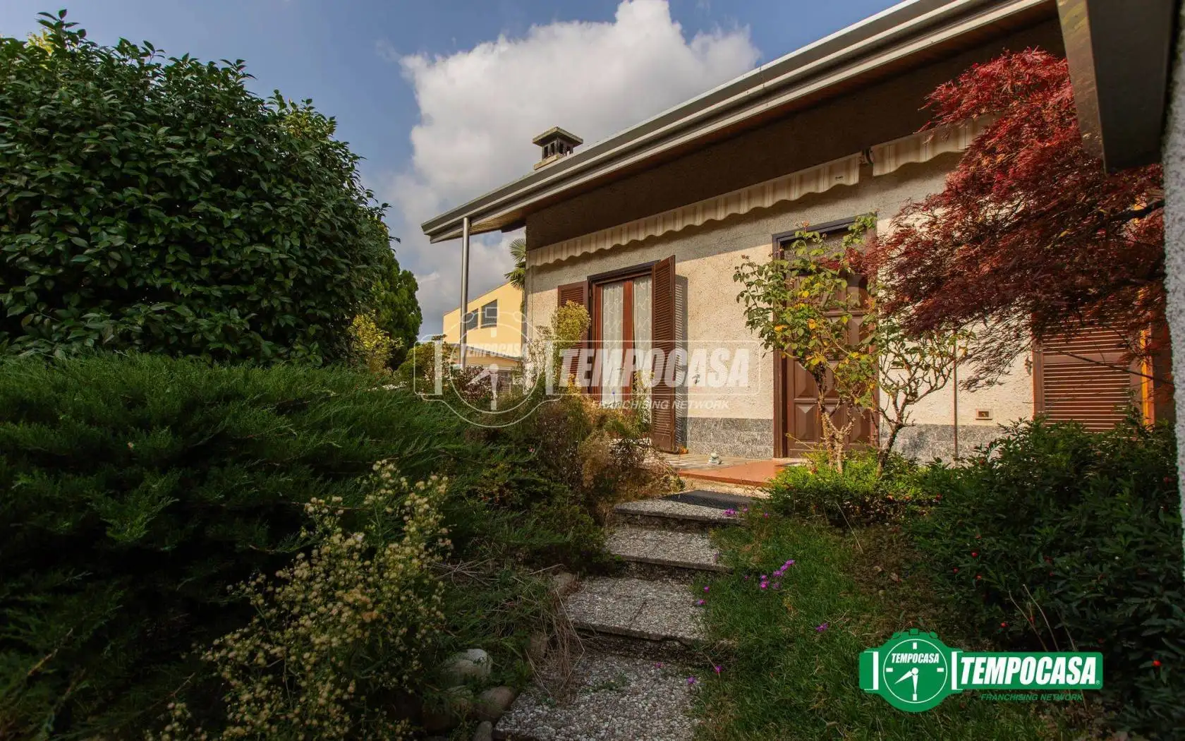 Villa in vendita a Lonate Pozzolo