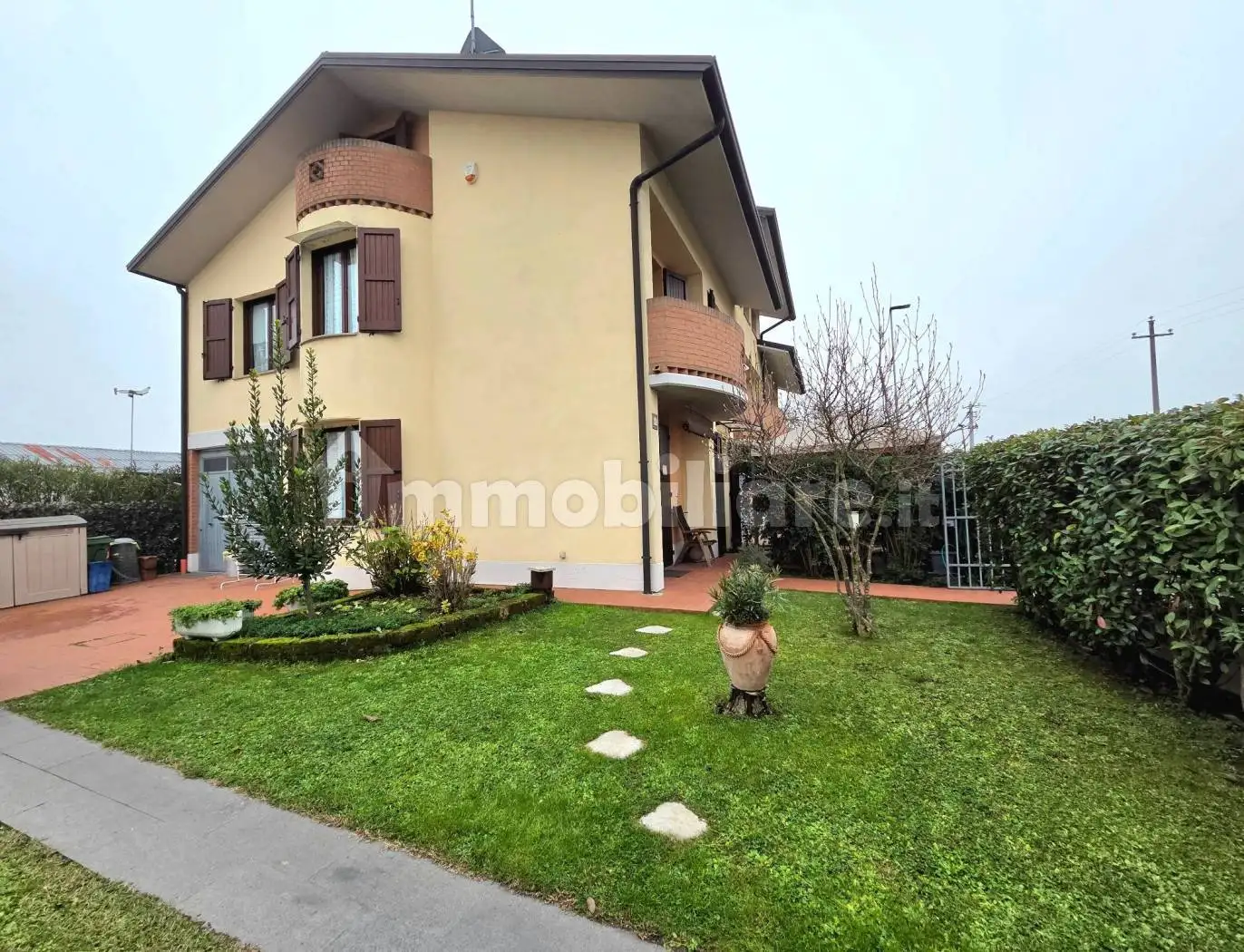 Villa a schiera via Confine, Correggioverde, Dosolo - foto 2