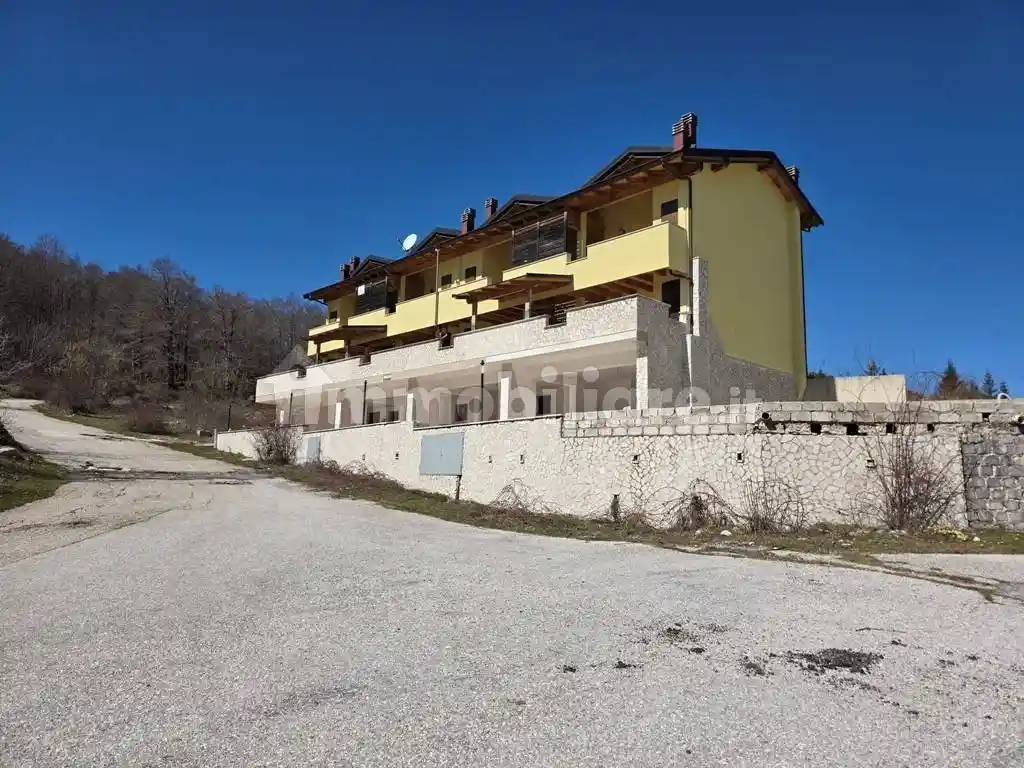 Quadrilocale via Beato Salvatore Lilli, Camporotondo, Cappadocia - foto 2