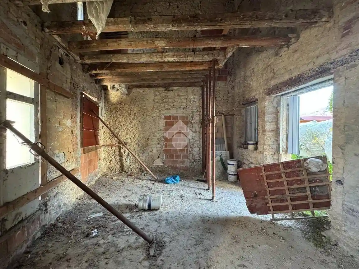 Rustico via Borghel, Centro, Vittorio Veneto - foto 4