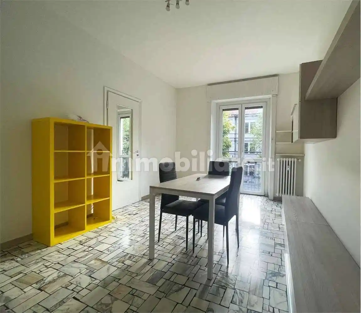 Bilocale via Andrea Costa , 33, Pasteur, Milano - foto 2