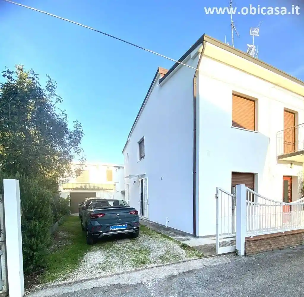 Villa in vendita a Faenza