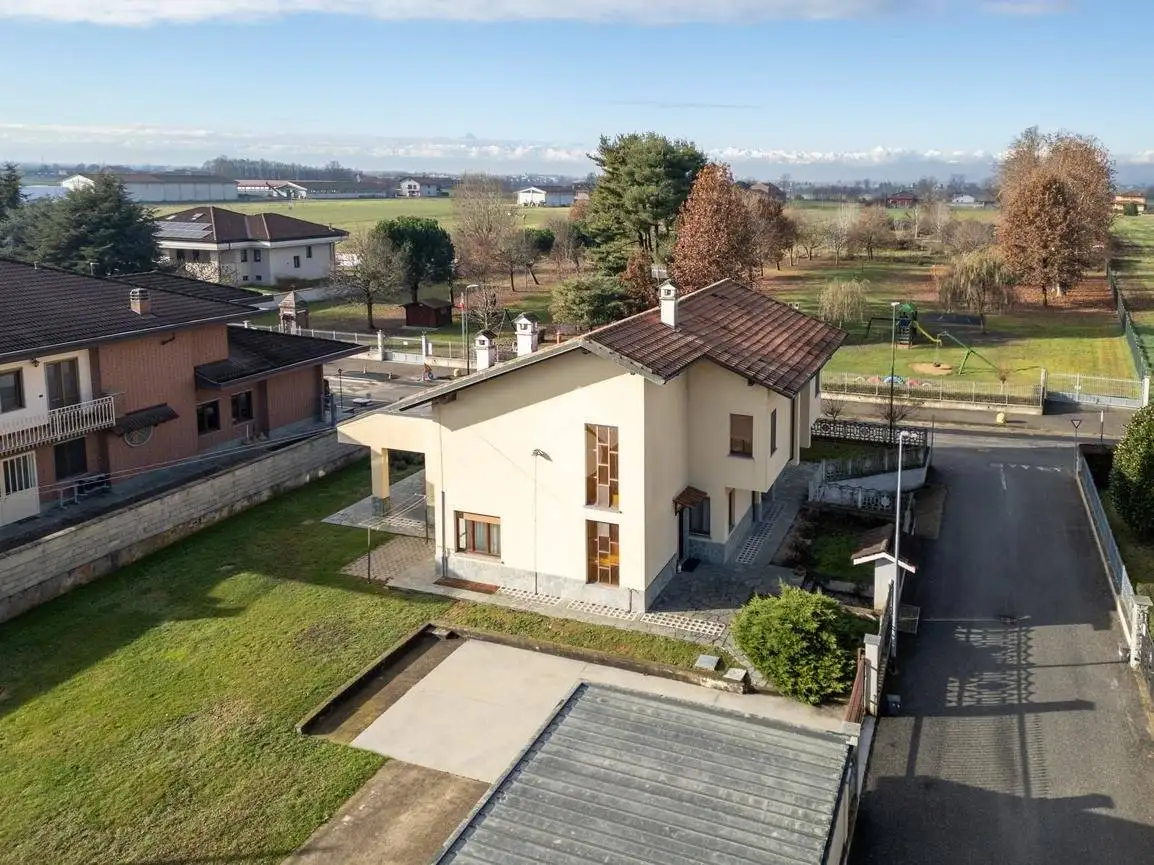 Villa in vendita a Riva Presso Chieri