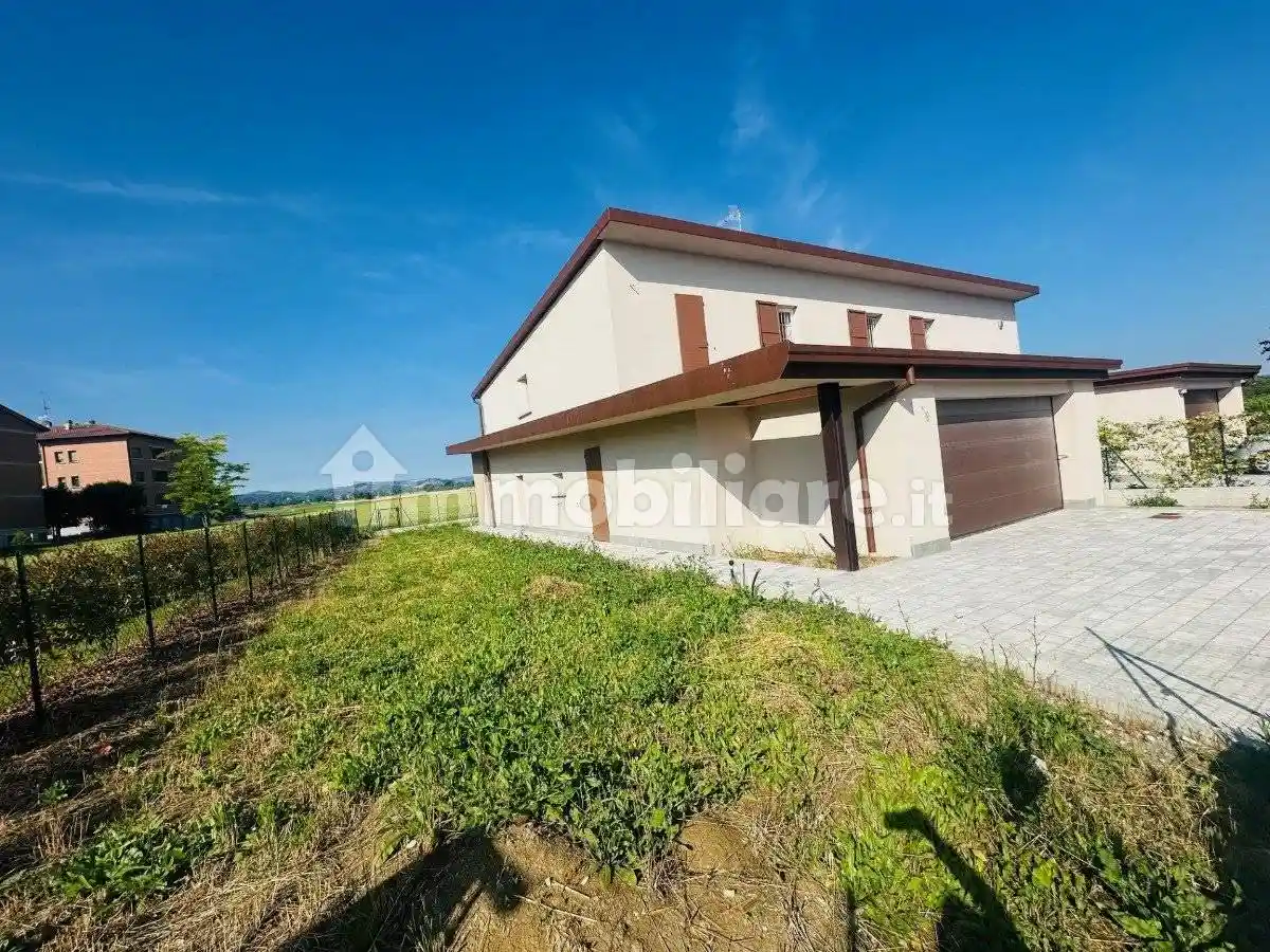 Villa bifamiliare via Enrico Fermi, Fogliano - Due Maestà, Reggio Emilia - foto 2