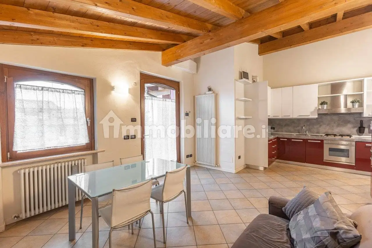 Trilocale via Isabella D'Este   10B, Centro, Cavriana - foto 5