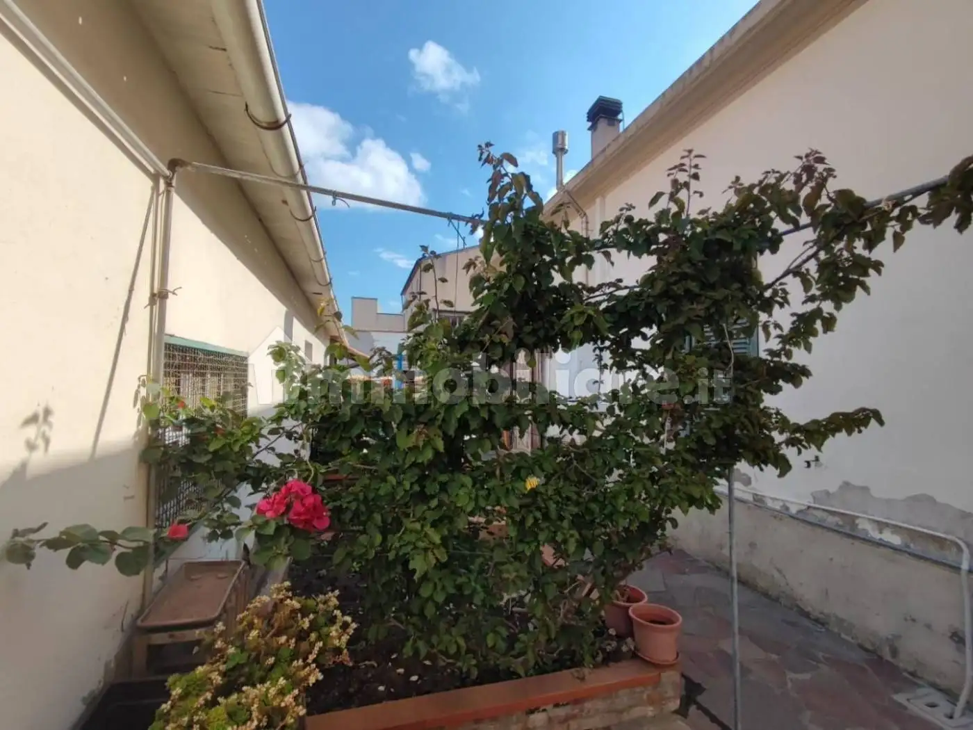 Casa indipendente in vendita a Campiglia Marittima