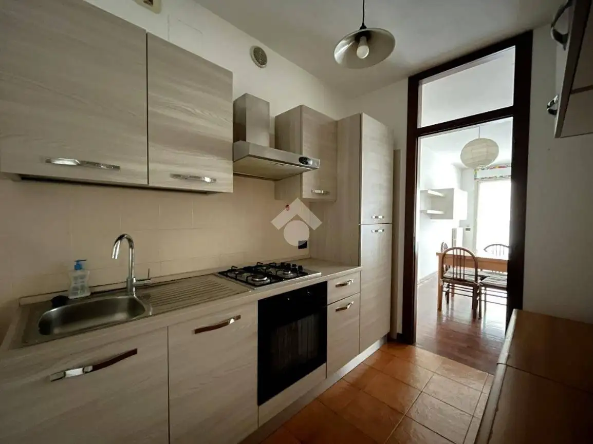 Bilocale via Raffaello Sanzio 5, Centro, Lecco - foto 2