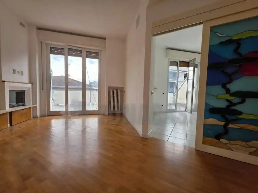 Trilocale via Carlo Cattaneo, Cassano Magnago - foto 5