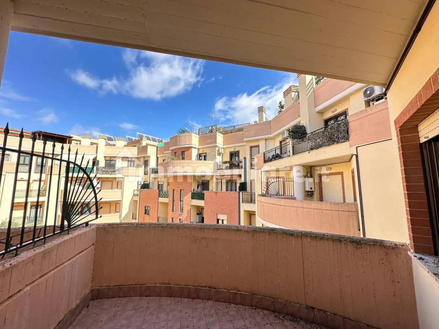 Appartamento in vendita a Guidonia Montecelio