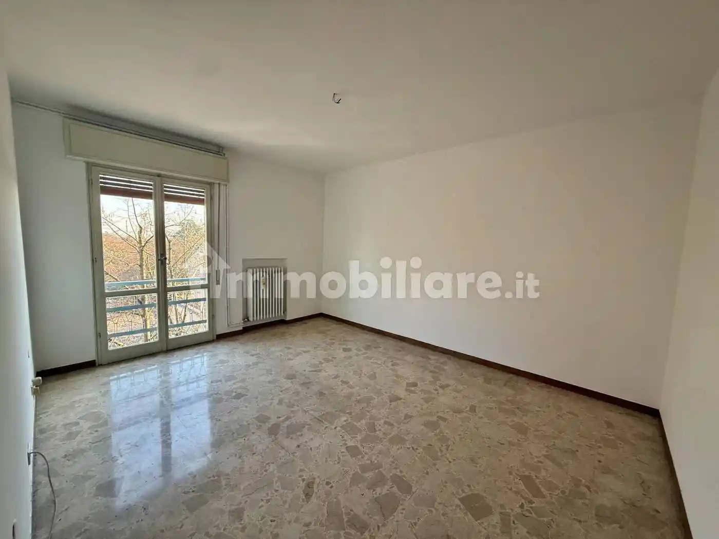 Trilocale viale Giosuè Carducci 34, Centro Storico, Carpi - foto 3