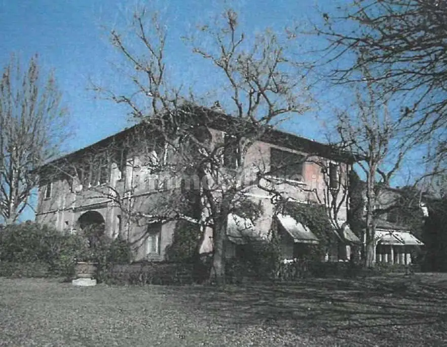 Villa in asta a Fucecchio