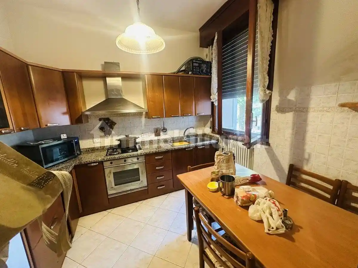 Trilocale via Pietro Pariati, Ospedale - Villaggio Manenti, Reggio Emilia - foto 3