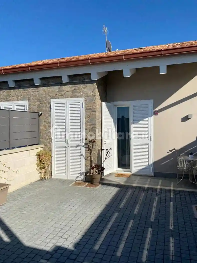 Villa bifamiliare via Alserio, Morena, Roma - foto 3