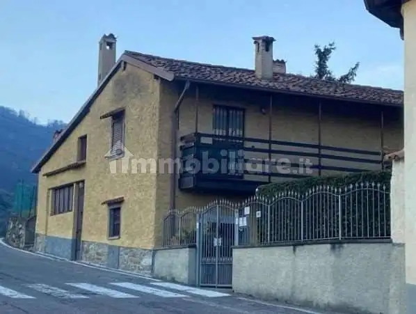 Appartamento in asta a Foresto Sparso