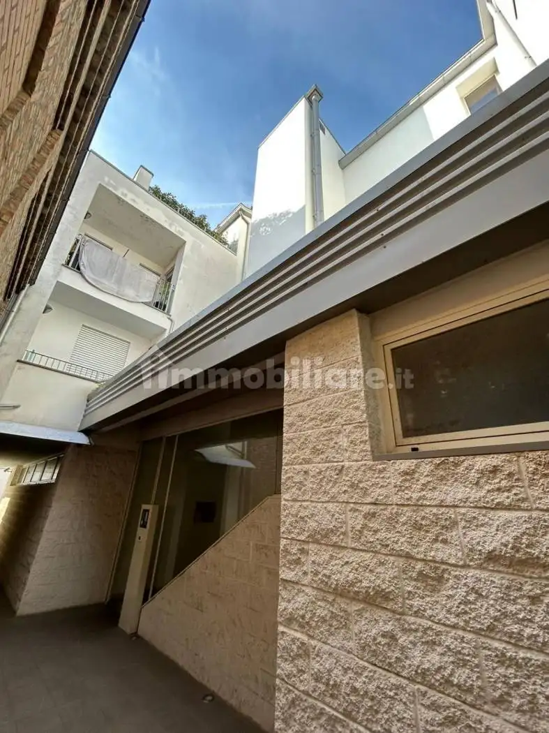 Appartamento viale Andrea Costa, Centro Storico, Imola - foto 4