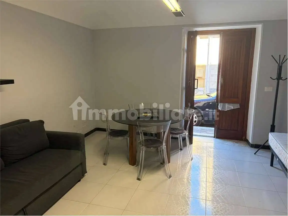 Appartamento in affitto a Canicattini Bagni