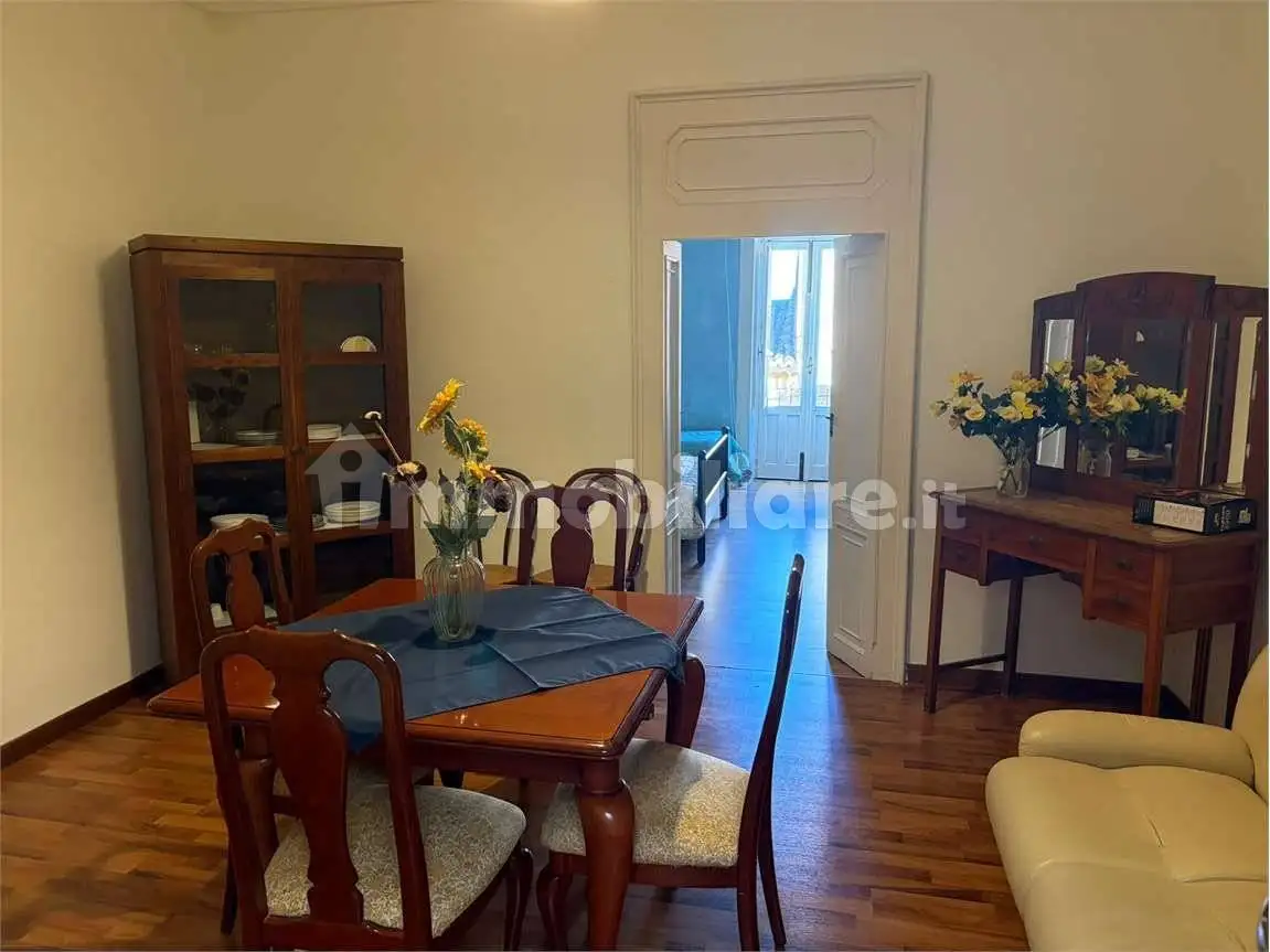 Appartamento in affitto a Canicattini Bagni