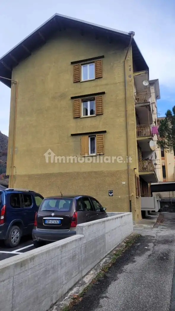 Appartamento in vendita a Verrès