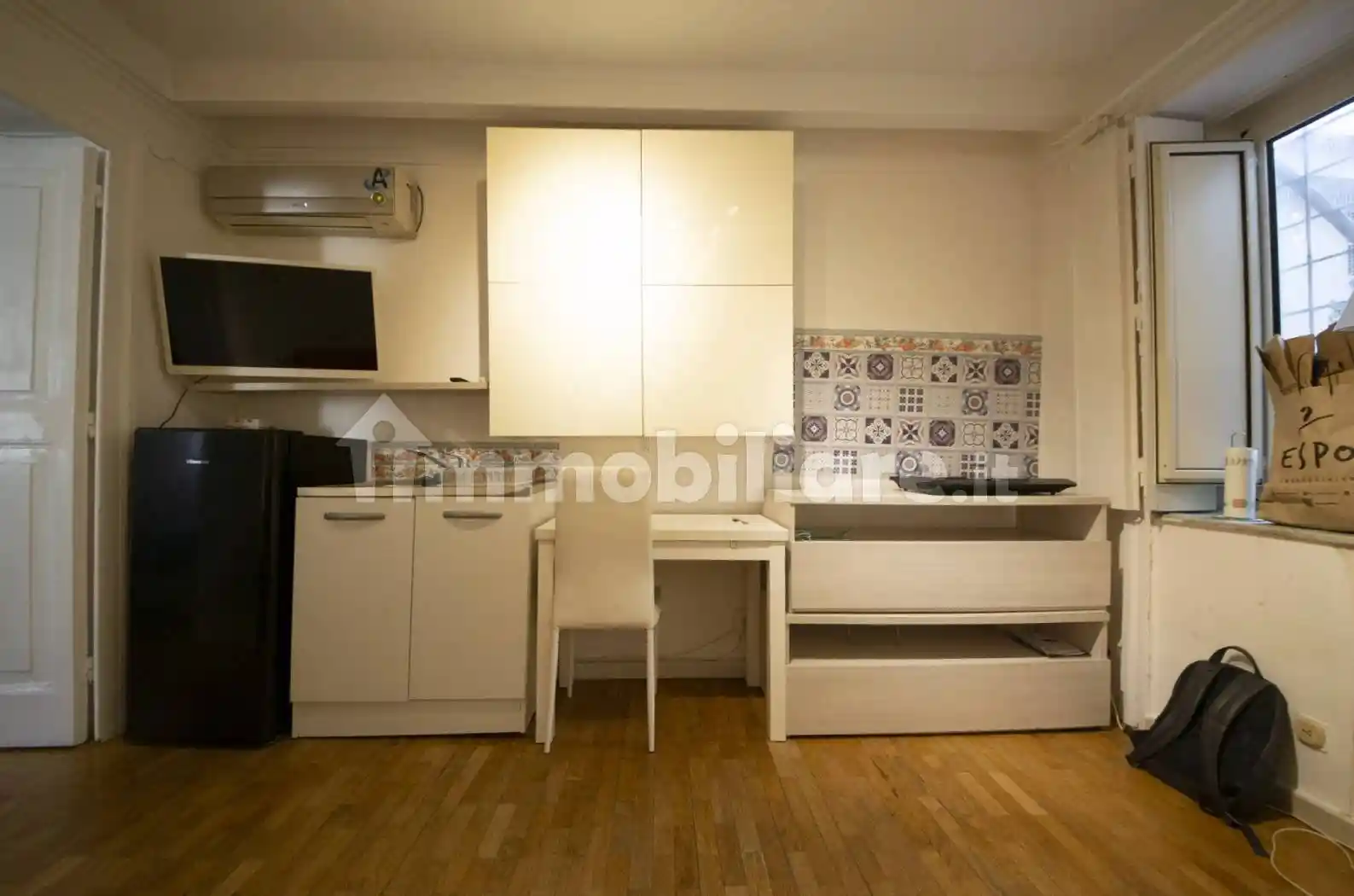 Bilocale via Francesco Crispi 132, Piazza Amedeo - Parco Margherita, Napoli - foto 3