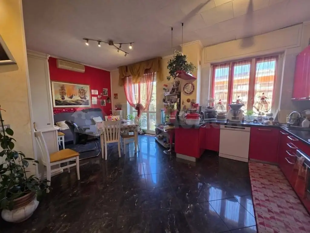 Quadrilocale via Vittorio Veneto, Centro, Arona - foto 5