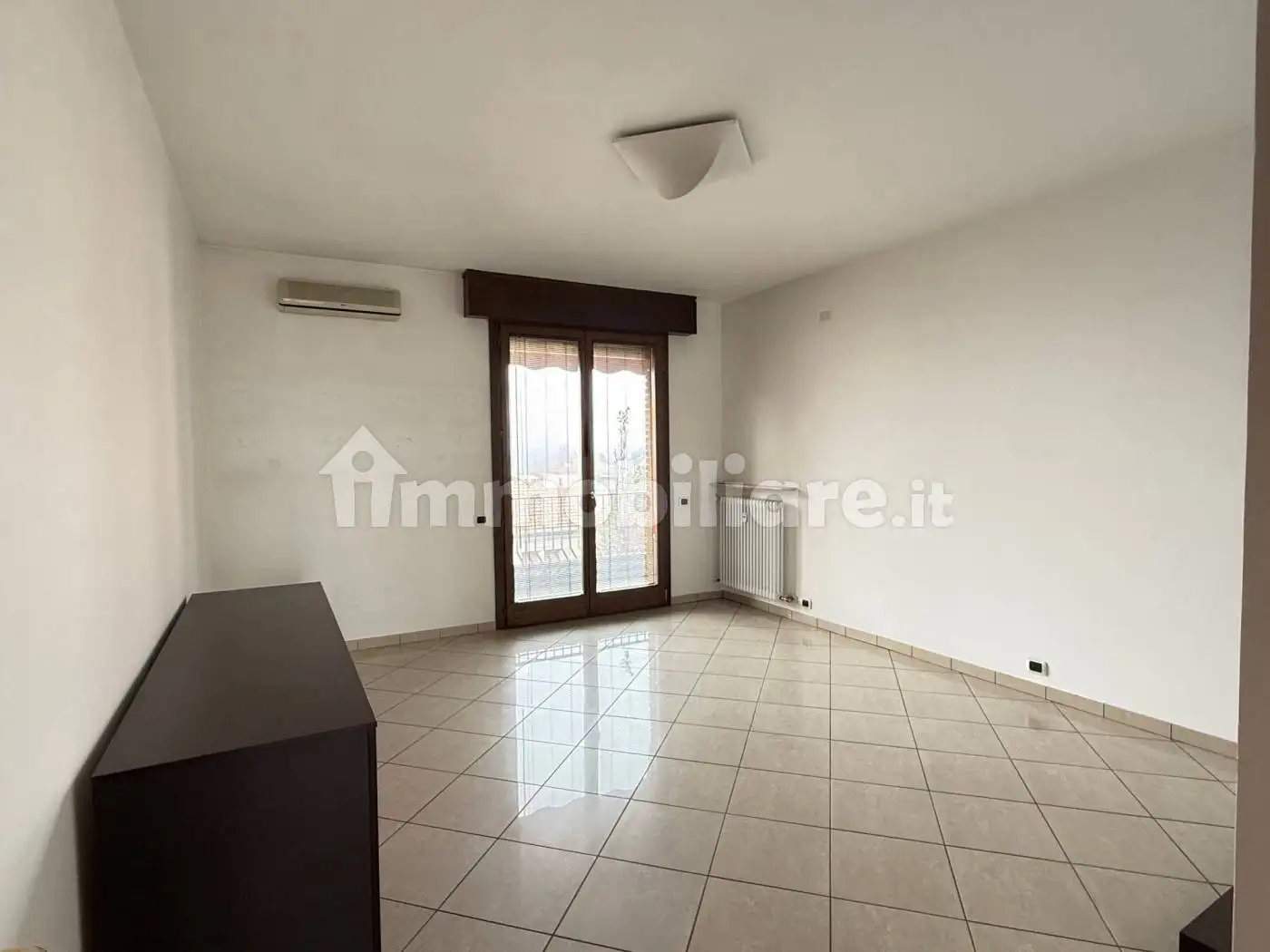 Appartamento ottimo stato, quarto piano, Centro Storico, Rovigo - foto 2
