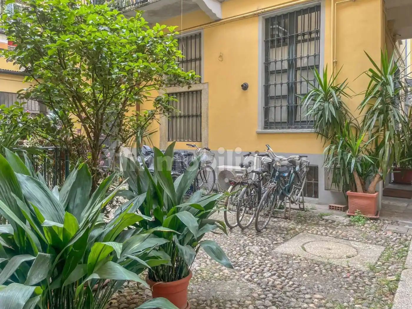 Monolocale via Cicco Simonetta 12, Corso Genova, Milano - foto 5