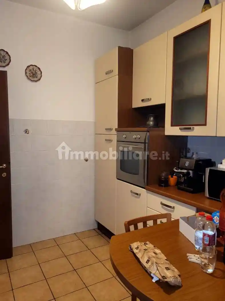 Trilocale via Giacomo Matteotti 38, Centro, Cerro Maggiore - foto 2