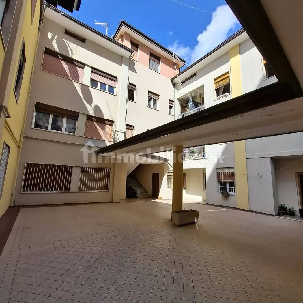 Quadrilocale via Terminio 30, Centro Storico, Avellino - foto 3