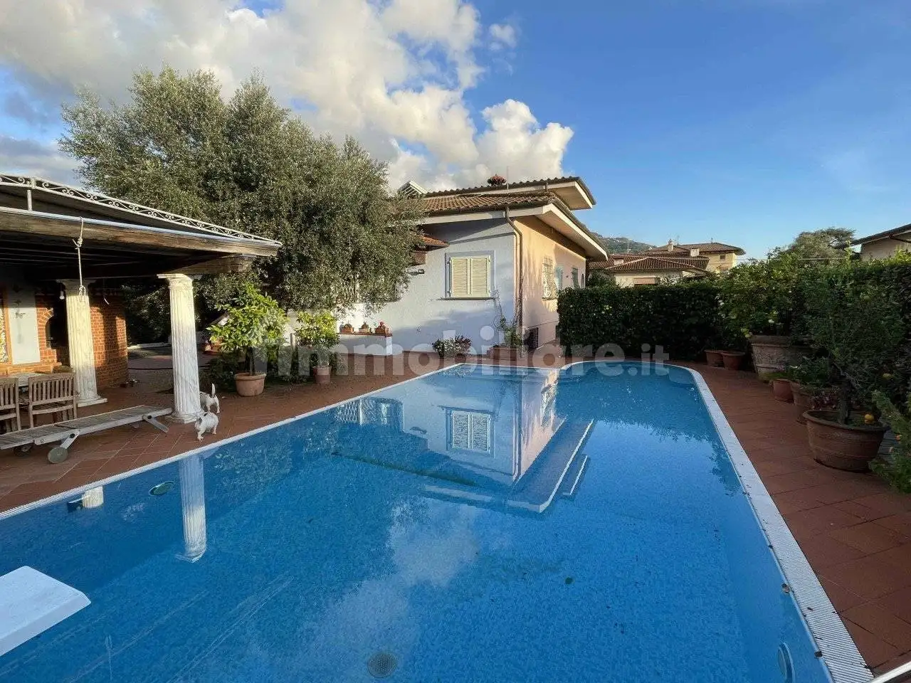 Villa in vendita a Seravezza