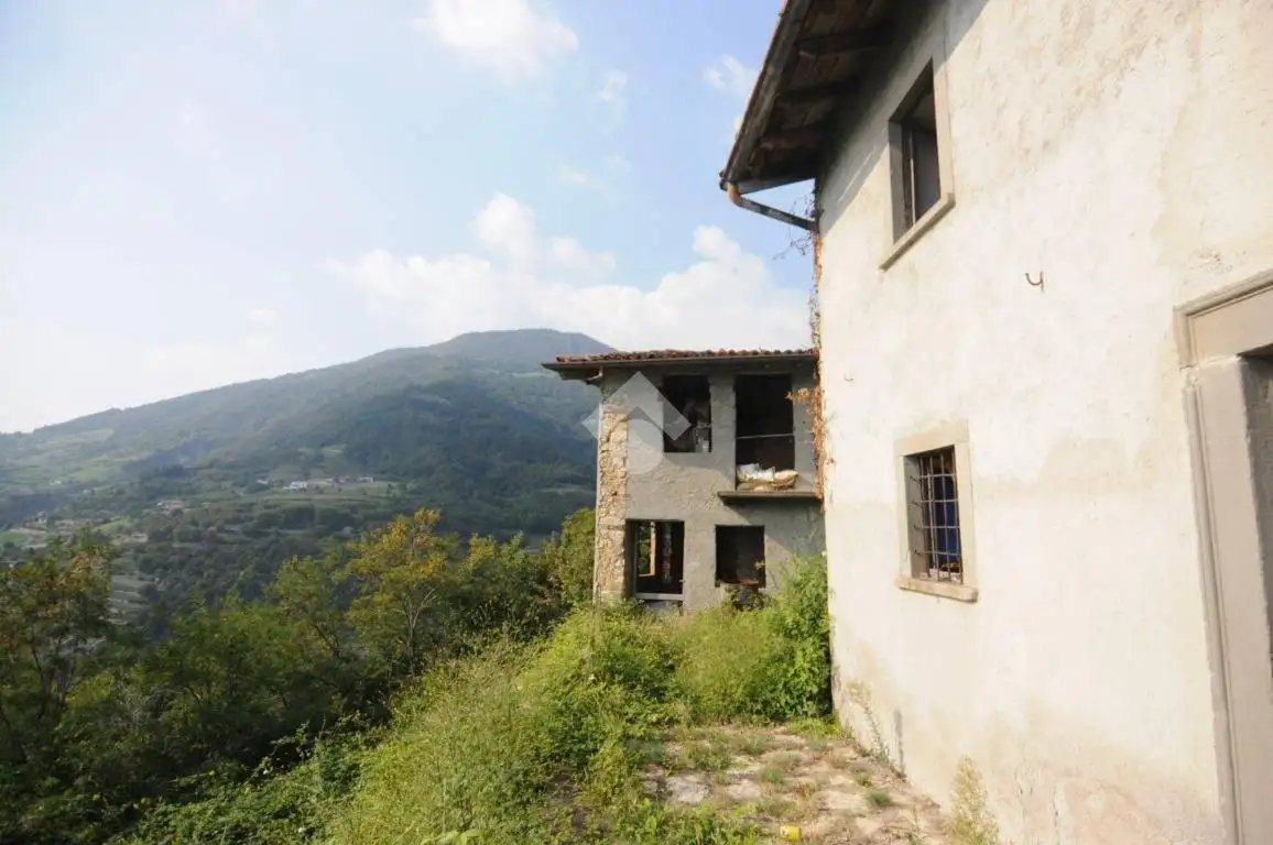 Rustico - Casale in vendita a Adrara San Martino