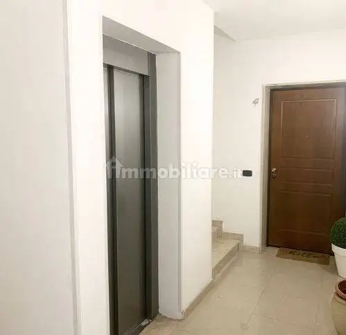 Appartamento in vendita a Aci Castello