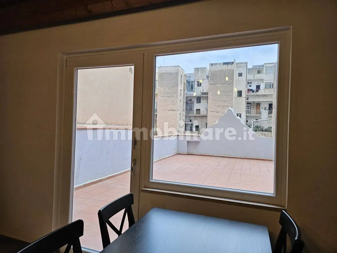 Trilocale via Anfiteatro 11, Borgo, Taranto - foto 4