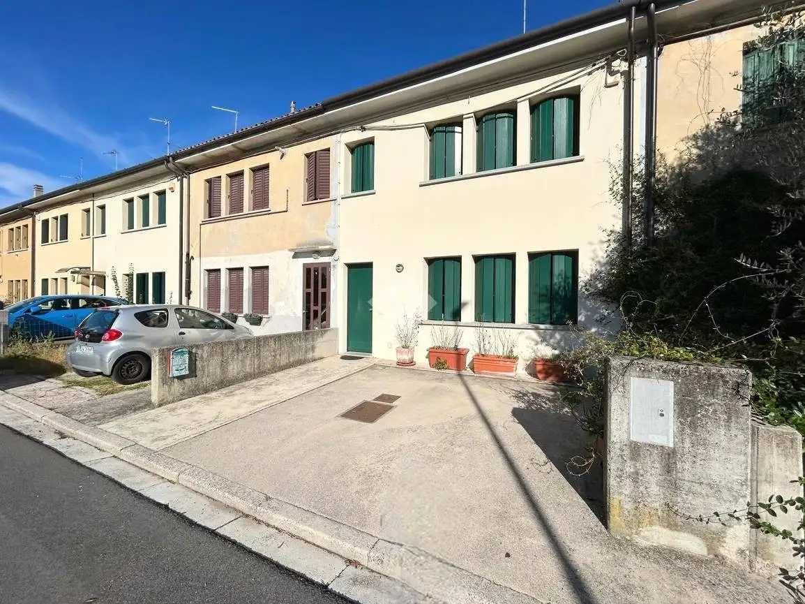 Villa a schiera via G. Bianchi 10, Centro, Codroipo - foto 3