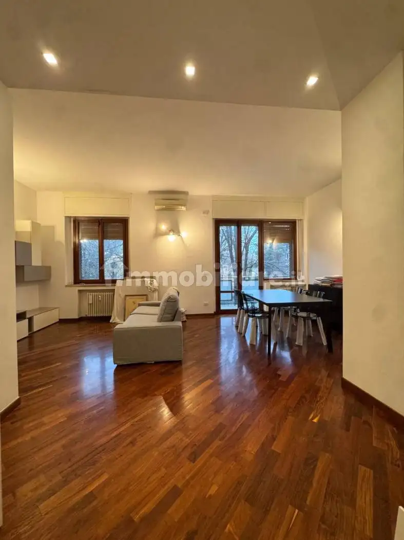 Appartamento in affitto a Bologna