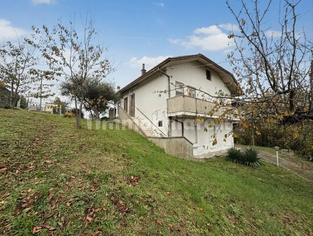 Villa in vendita a Saludecio