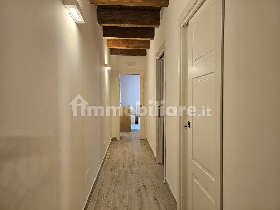 Trilocale via Anfiteatro 11, Borgo, Taranto - foto 5