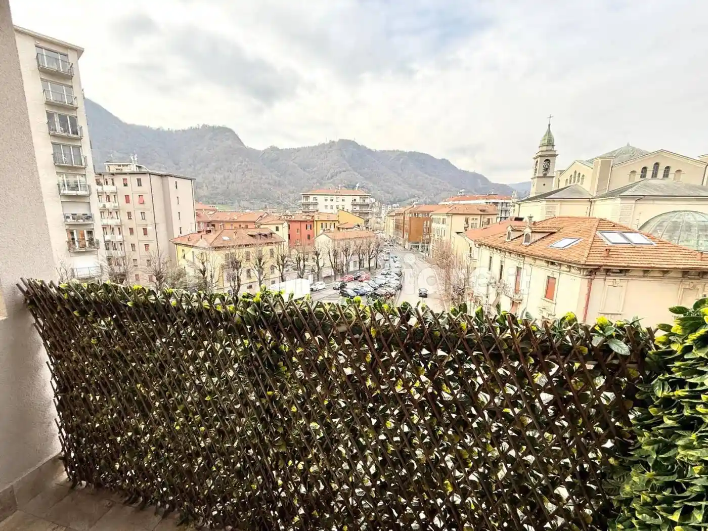 Trilocale ottimo stato, quarto piano, Borghi, Como - foto 3