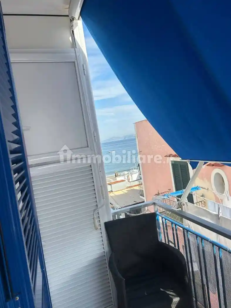 Appartamento in vendita a Ischia