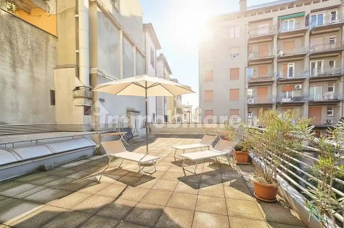 Bilocale ottimo stato, secondo piano, Centro Storico, Como - foto 5