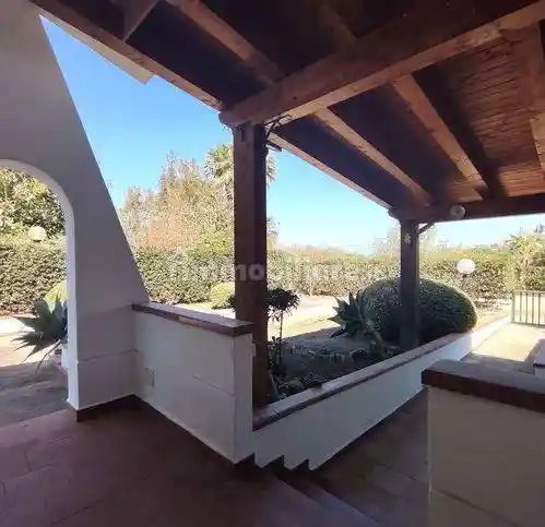 Villetta a schiera in vendita a Campofelice di Roccella